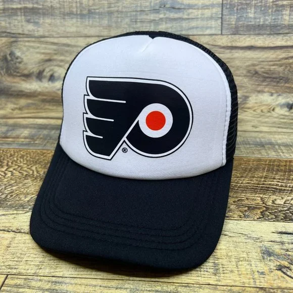 Philadelphia Flyers Mens Trucker Hat Black Snapback Retro Hockey Logo Ball Cap - Picture 1 of 8